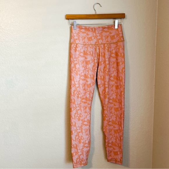 Wilo The Label 7/8 Tropical Pink/Orange Leggings, Size Large - Picture 1 of 7